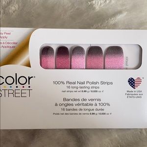 “Atomic Sparkle” Color street Nails